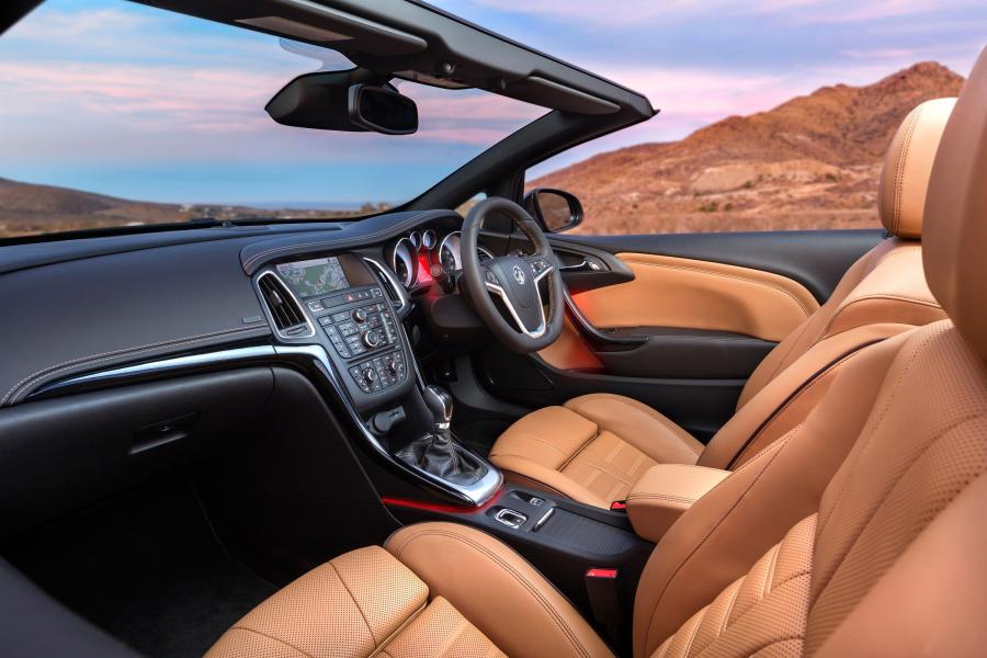  Vauxhall Cascada 2013 года  (фото 2 из 73)